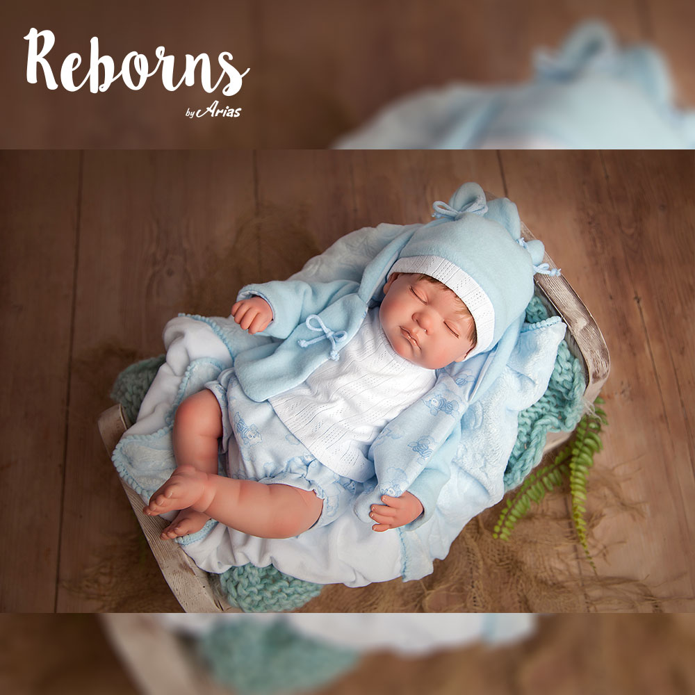 Новорождённый пупс из серии Arias ReBorns – Matias, мягкое тело, 45 см., спящий, с соской и одеялом  